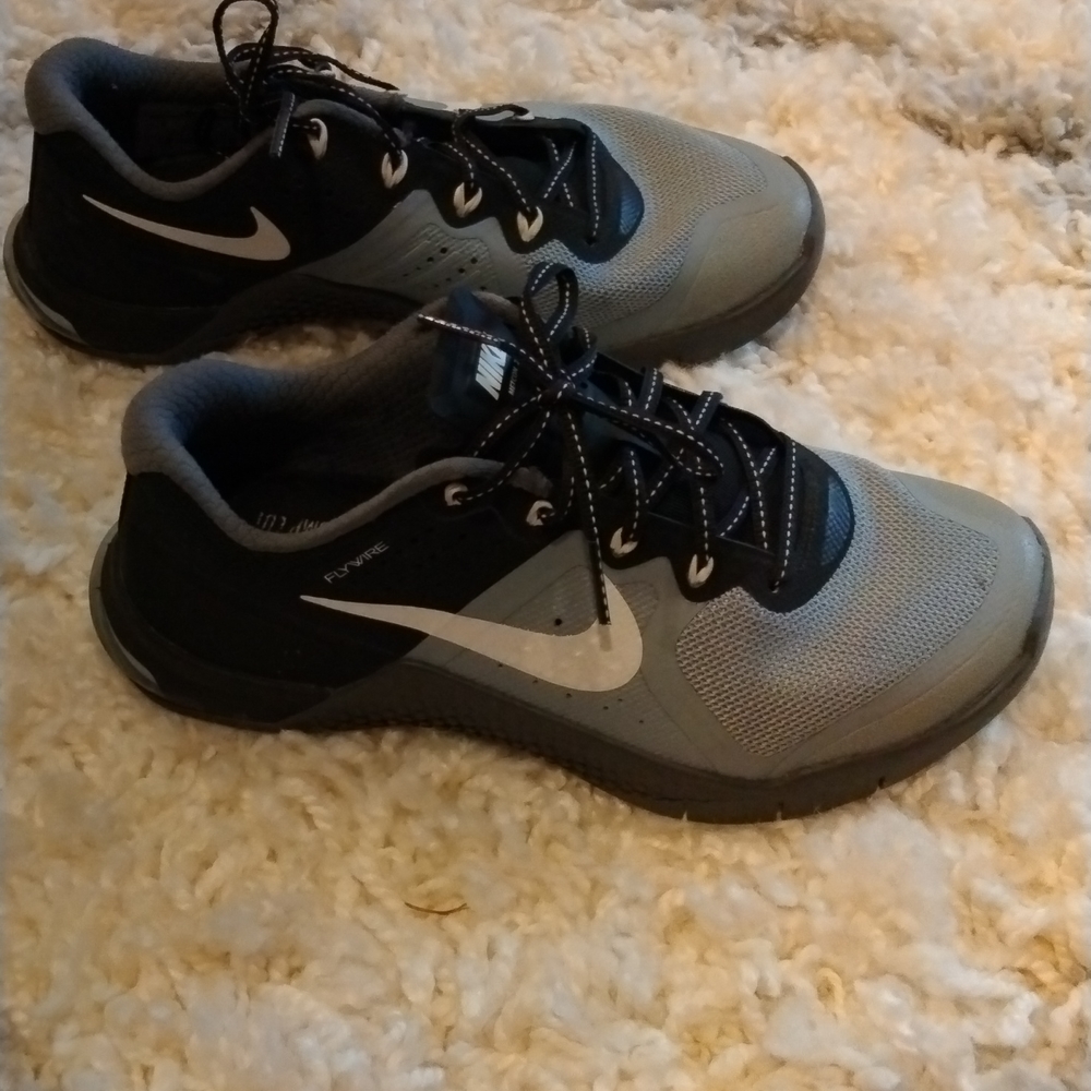 Nike metcon size 6